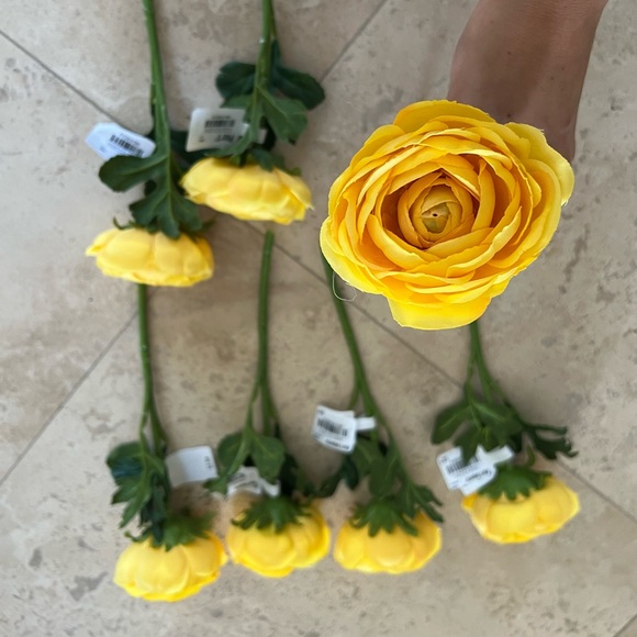 Luxury artificial flowers - Picture 7 of 9